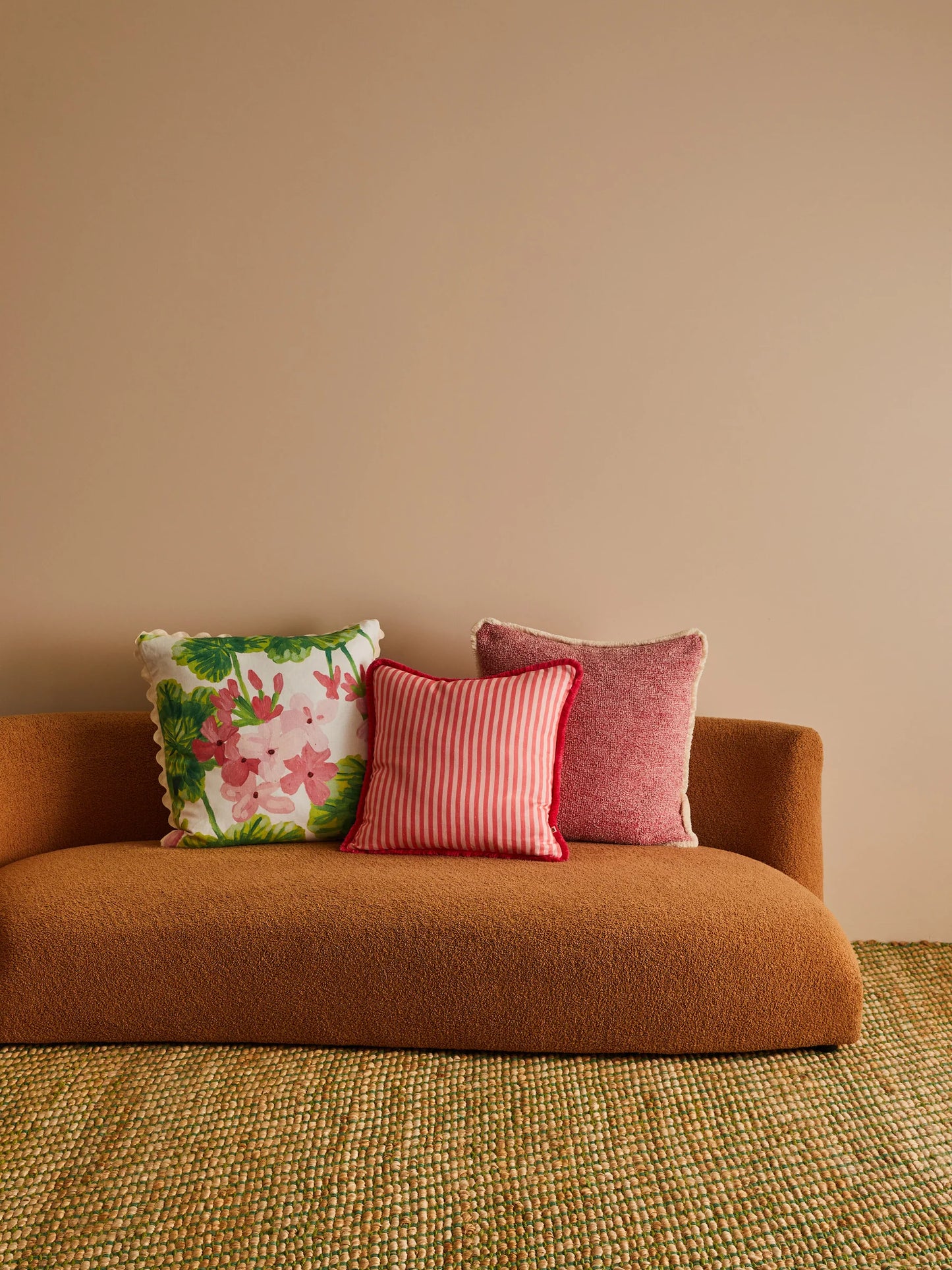 Geranium Multi Cushion + Inner 60x60