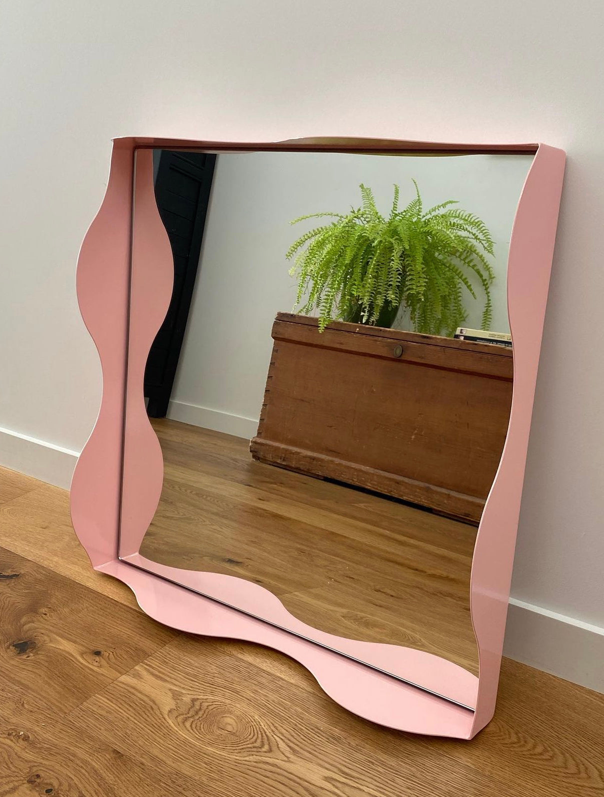 Wave Mirror