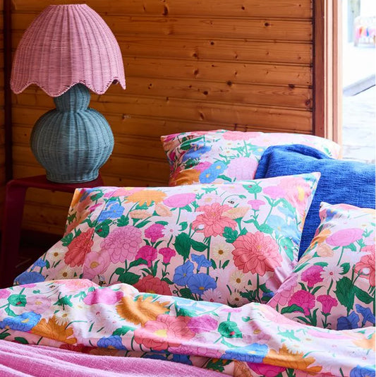 Follow The Sun Pillowcase - Standard Set