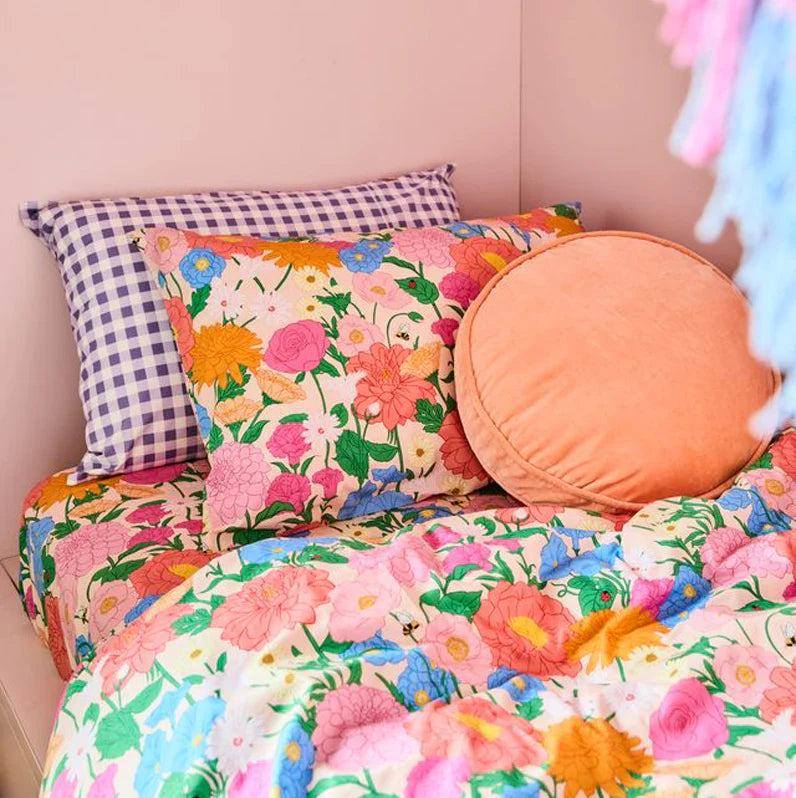 Follow The Sun Pillowcase - Standard Set