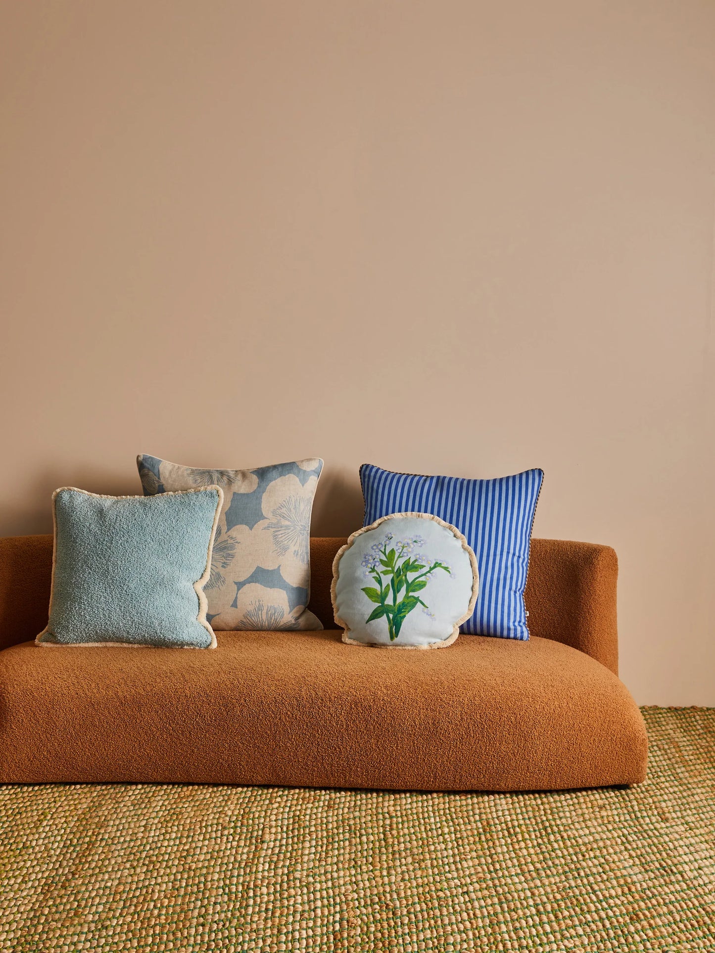 Forget Me Not Blue Cushion + Inner 50cm round