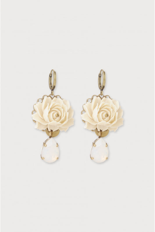 Queen Lily Earrings
