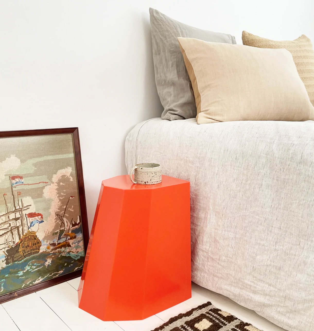 Arnold Circus Classic Stool - Orange