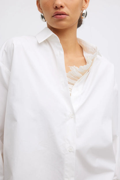 Tatum Shirt - Parchment With Ruffle Trim