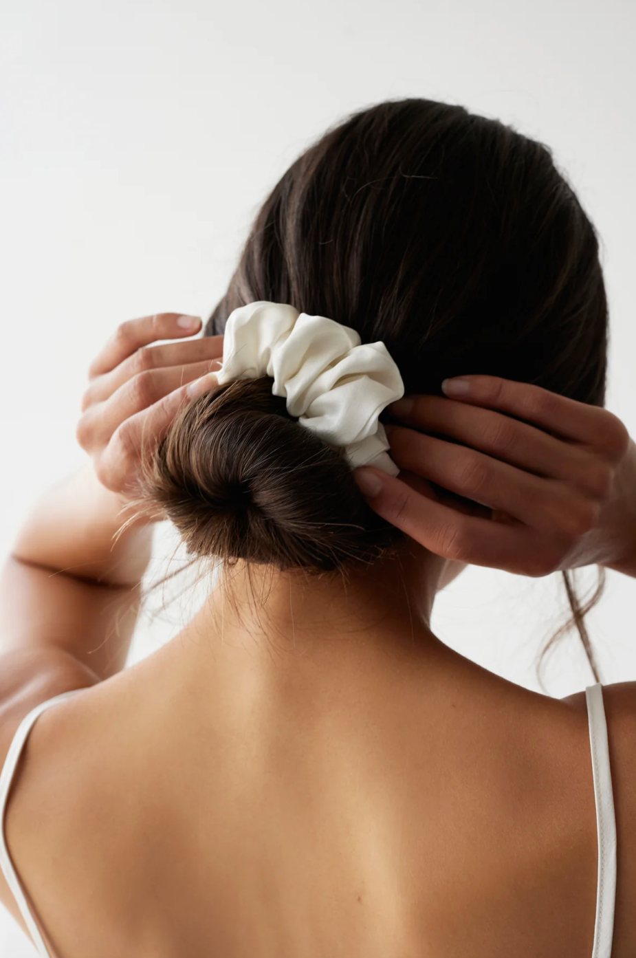 Silk Scrunchie - Ivory