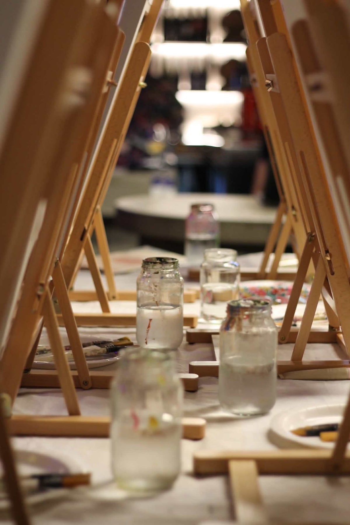 Hello Darling X Michelle Neale Canvas Floral Painting Workshop