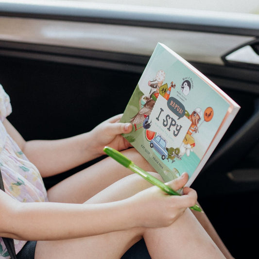 I Spy Kiwi Road Trip Book