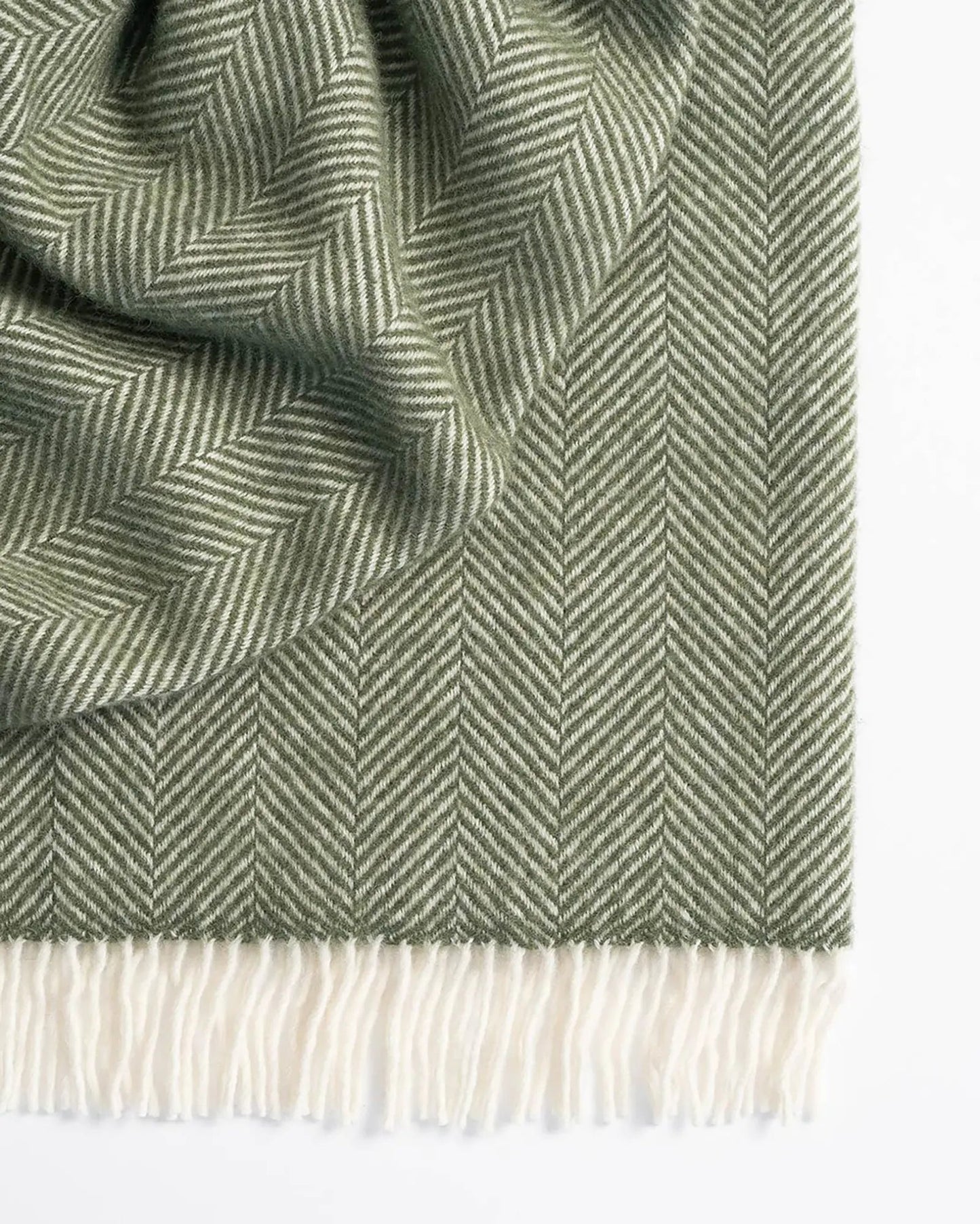 Magnus Wool Herringbone Throw