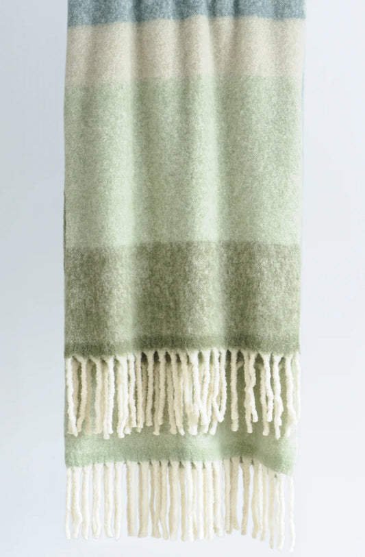 Arundel Throw - Spruce